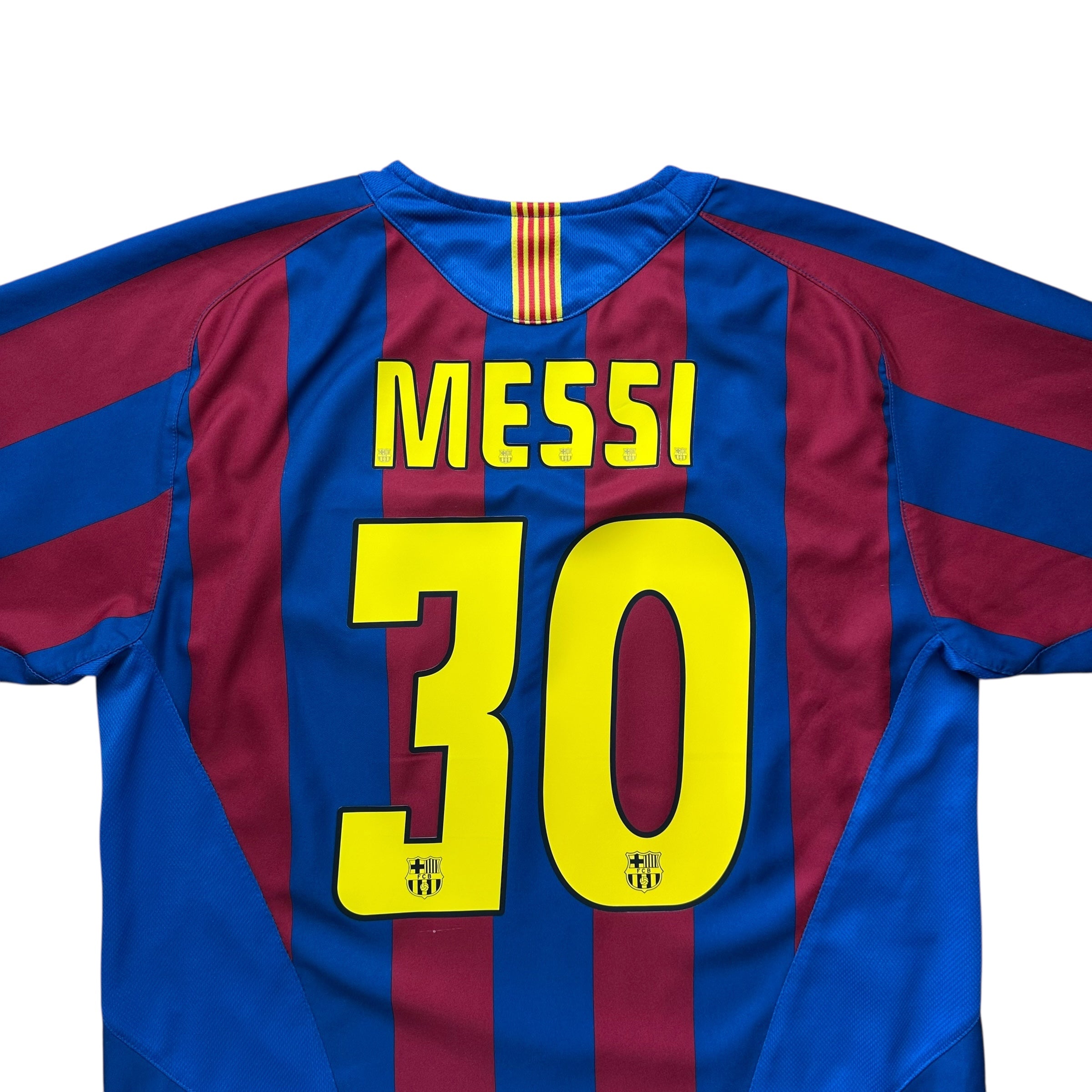 Barcelona 2005-06 Home Shirt (M) Messi #30